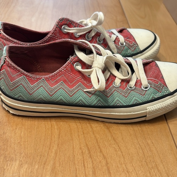 Converse Missoni Collab Chevron Pattern Sneakers.  Women’s size 8 - Picture 6 of 9